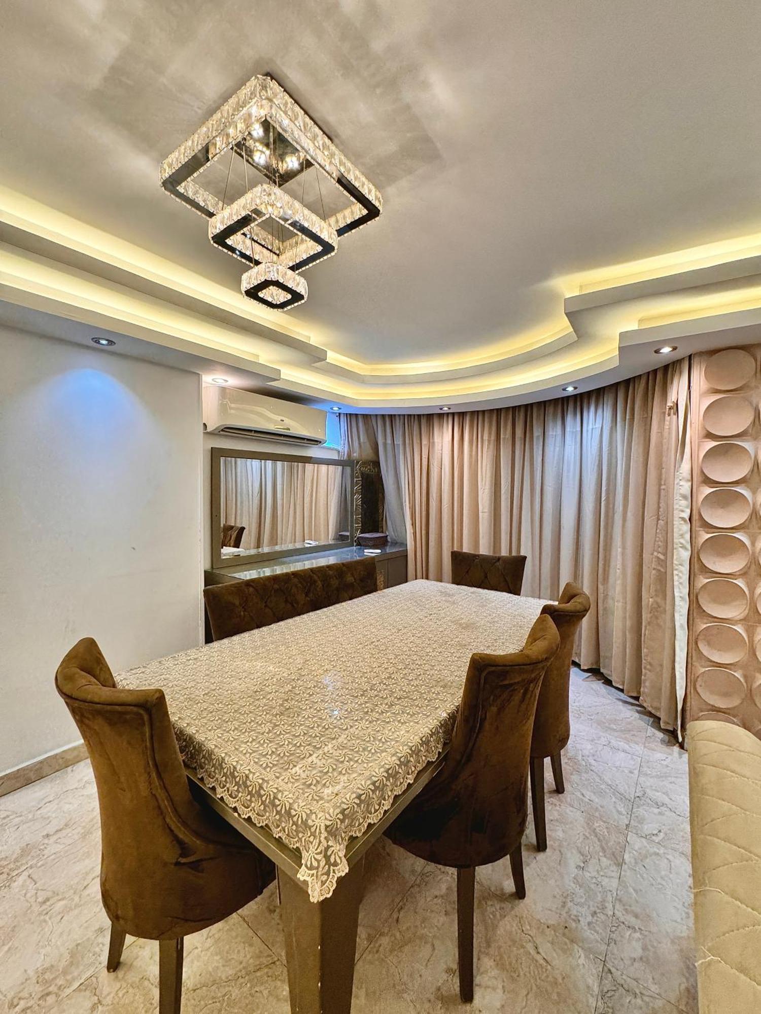 Luxurious * Cairo
